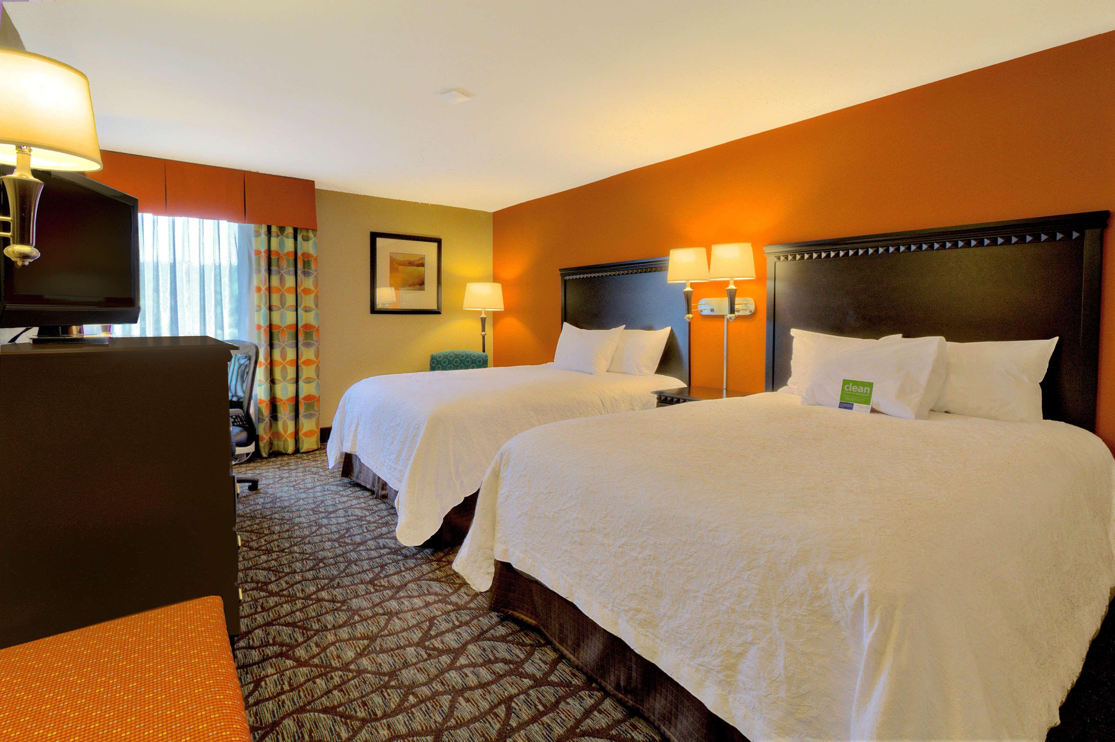 Hampton Inn Asheville-Tunnel Road Екстер'єр фото