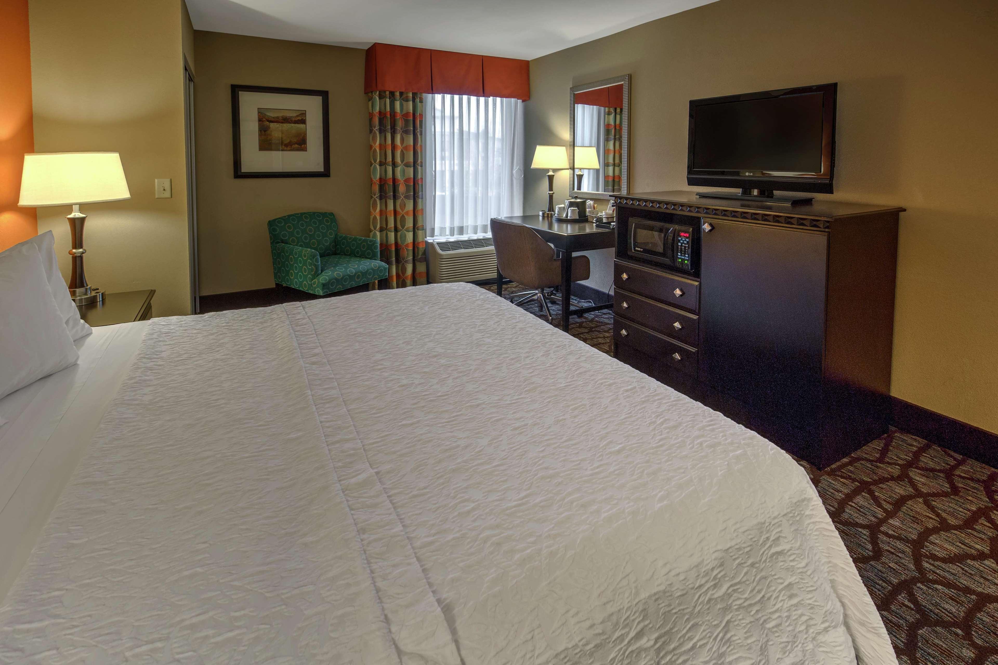 Hampton Inn Asheville-Tunnel Road Екстер'єр фото