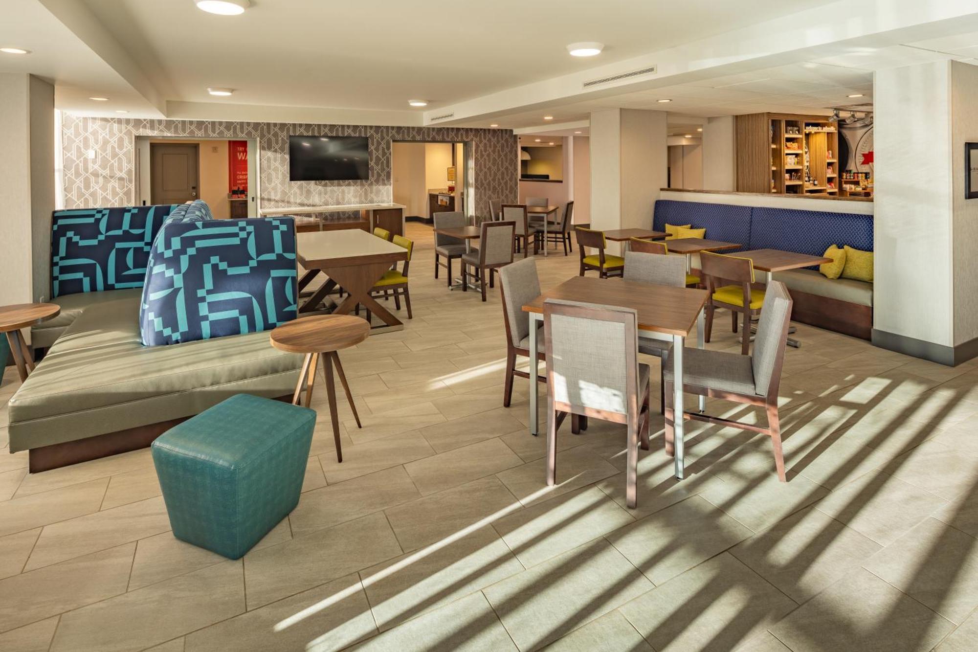 Hampton Inn Asheville-Tunnel Road Екстер'єр фото