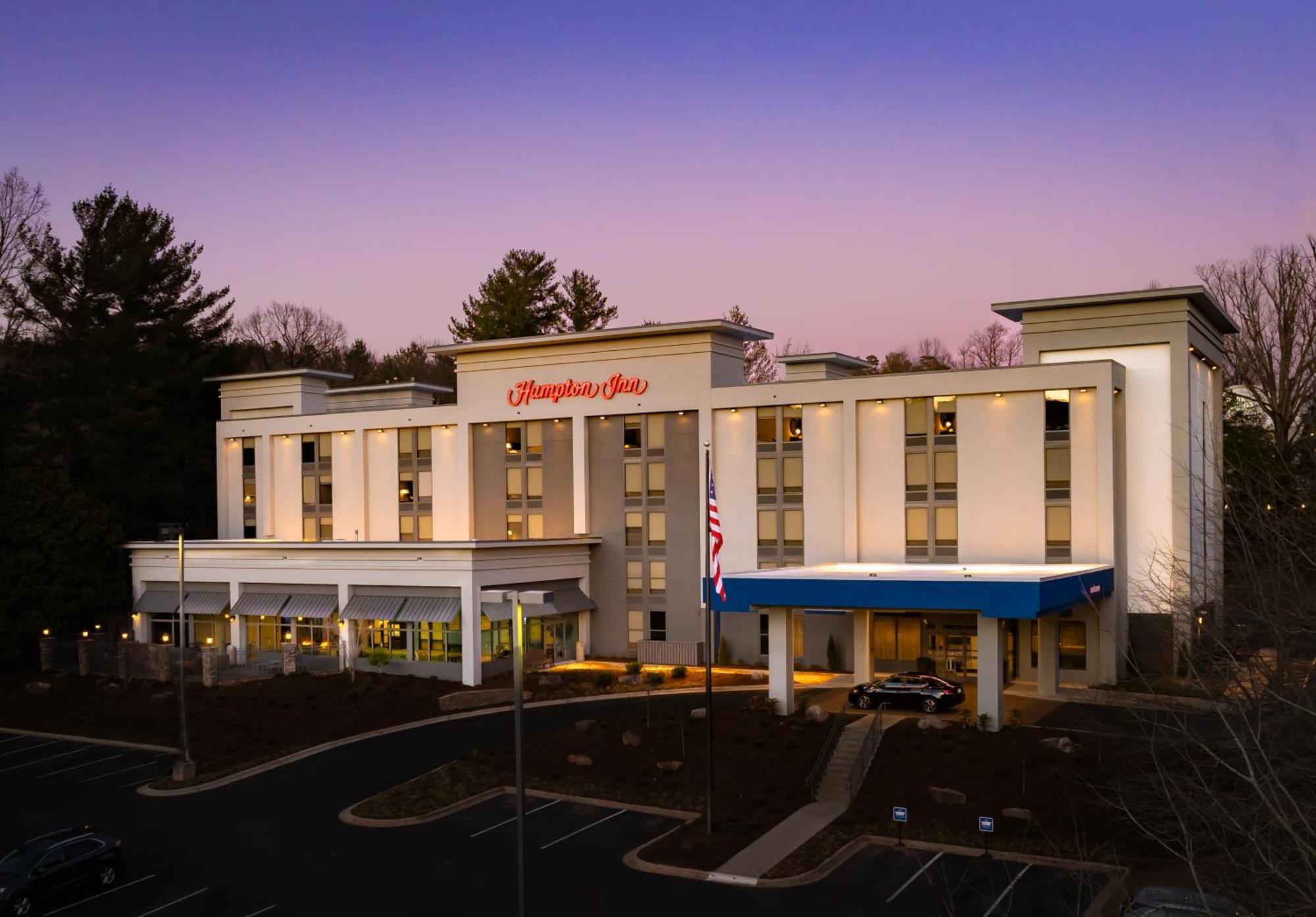 Hampton Inn Asheville-Tunnel Road Екстер'єр фото