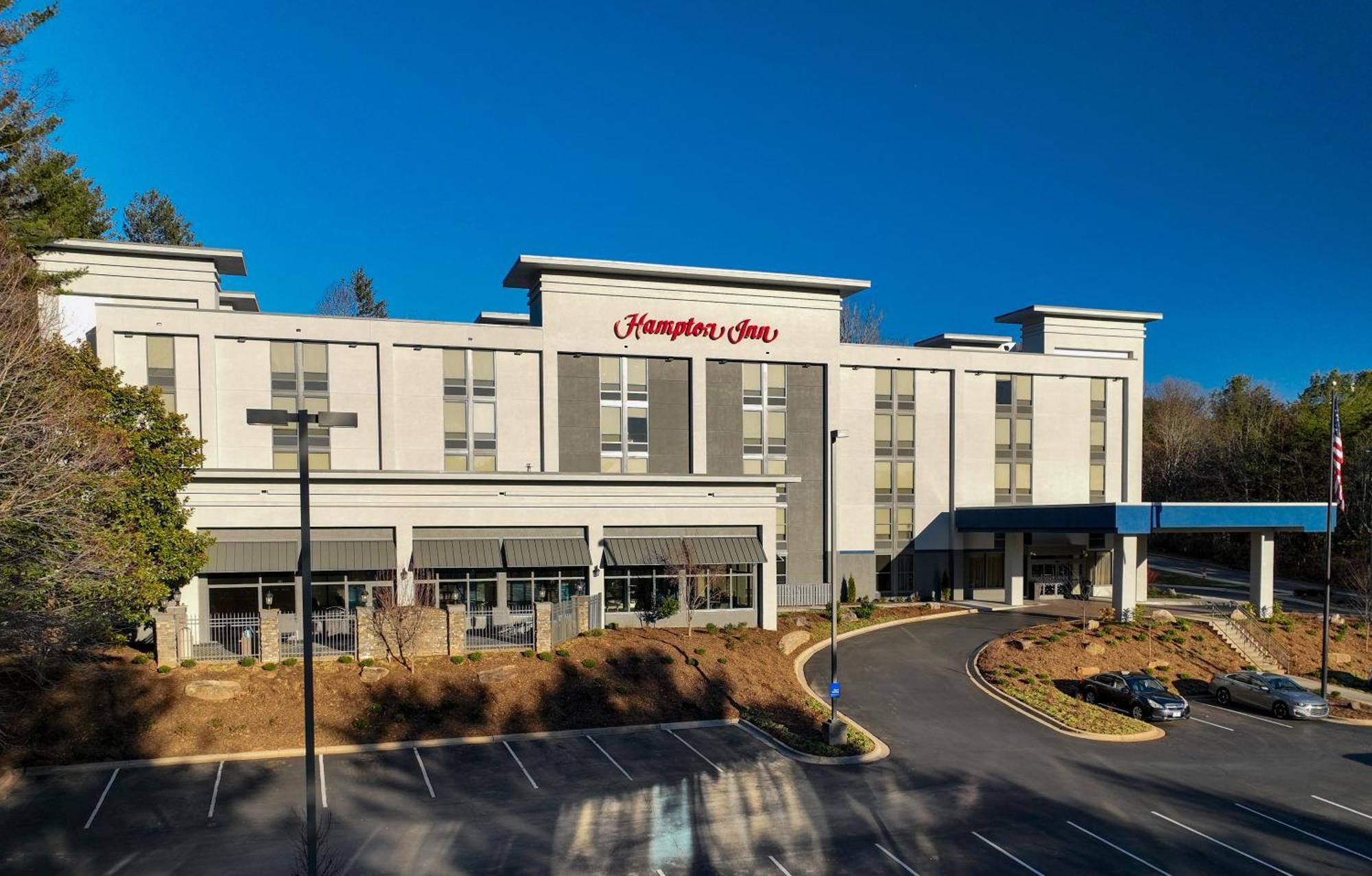 Hampton Inn Asheville-Tunnel Road Екстер'єр фото